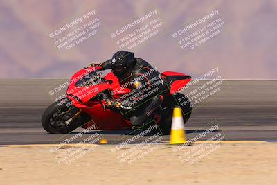 media/Dec-09-2023-SoCal Trackdays (Sat) [[76a8ac2686]]/Turn 12 Speed (140pm)/